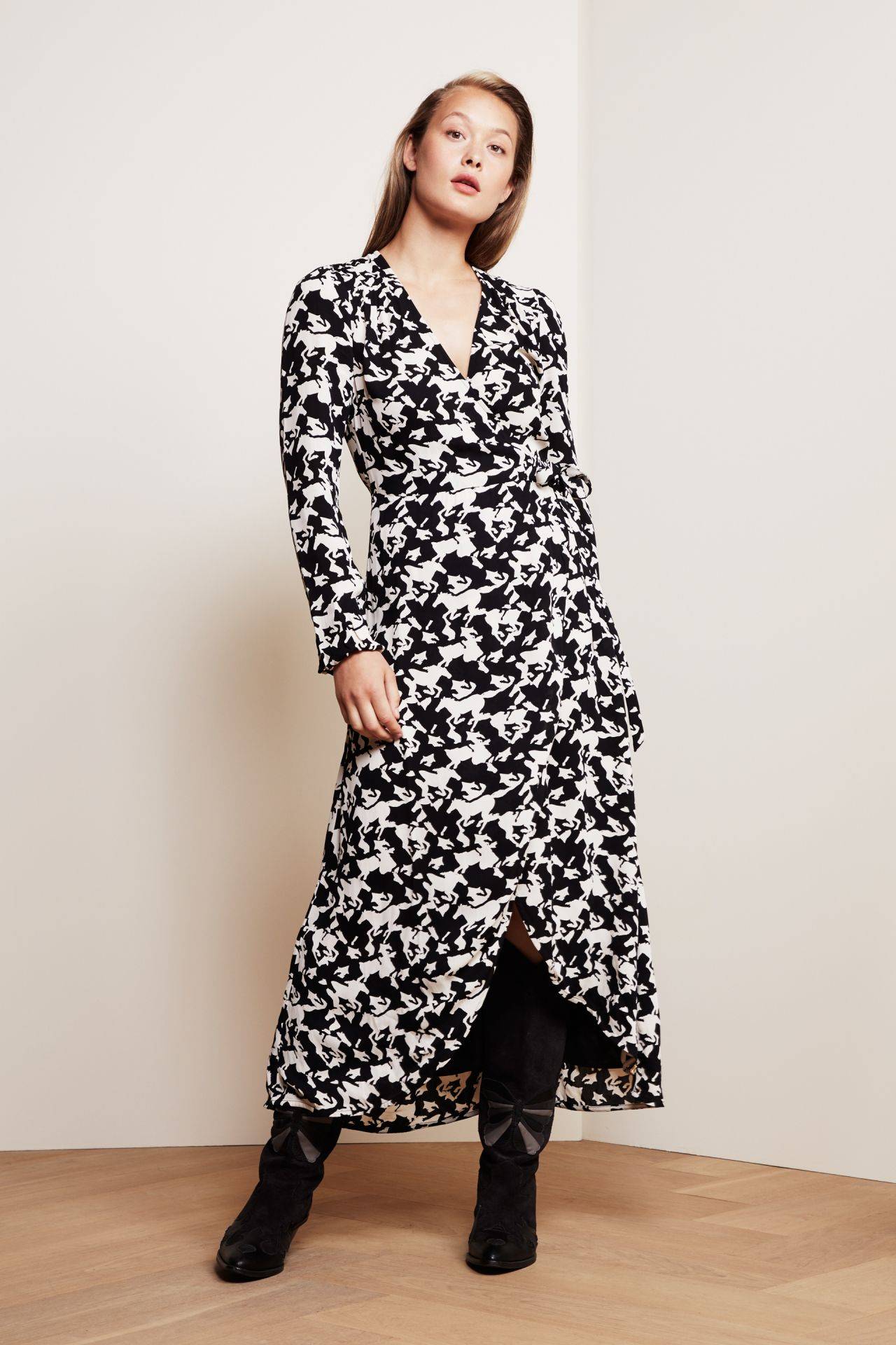 FABIENNE CHAPOT - Natasja Dress Black/Warm White Pied De Horse – Energy ...