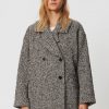 sofie-schnoor-swcharlotte-jacket-oversized-fit-with-pockets_790x1053c