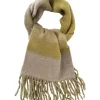 scarf-with-color-accent-and-tassels-dark-army-green_0104c6db-41ca-418f-a081-5ec4db244c5e_768x