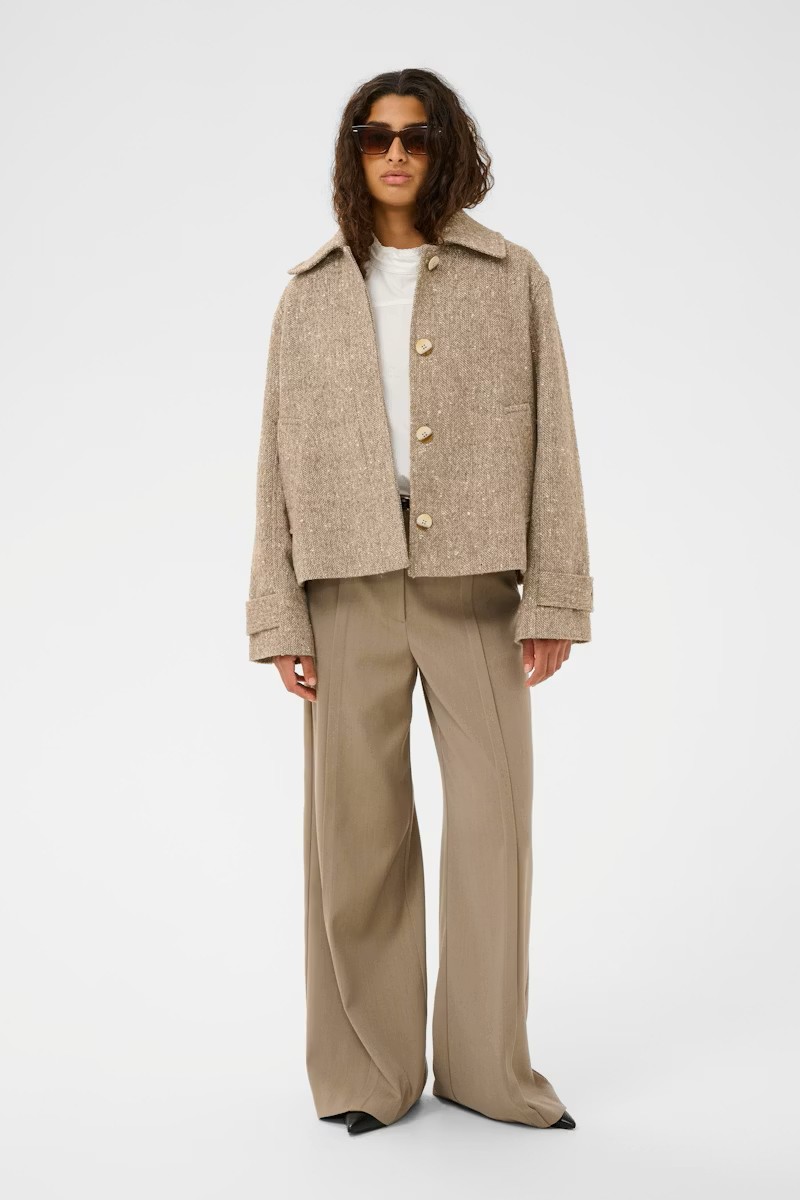 3915_81cd57a5-07cc-41d3-b4ec-304b000b49a3 3915_81cd57a5-07cc-41d3-b4ec-304b000b49a3