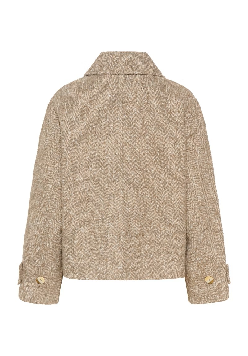 3915_98b116bd-b990-4589-a7ed-a0441b2f6190 3915_98b116bd-b990-4589-a7ed-a0441b2f6190