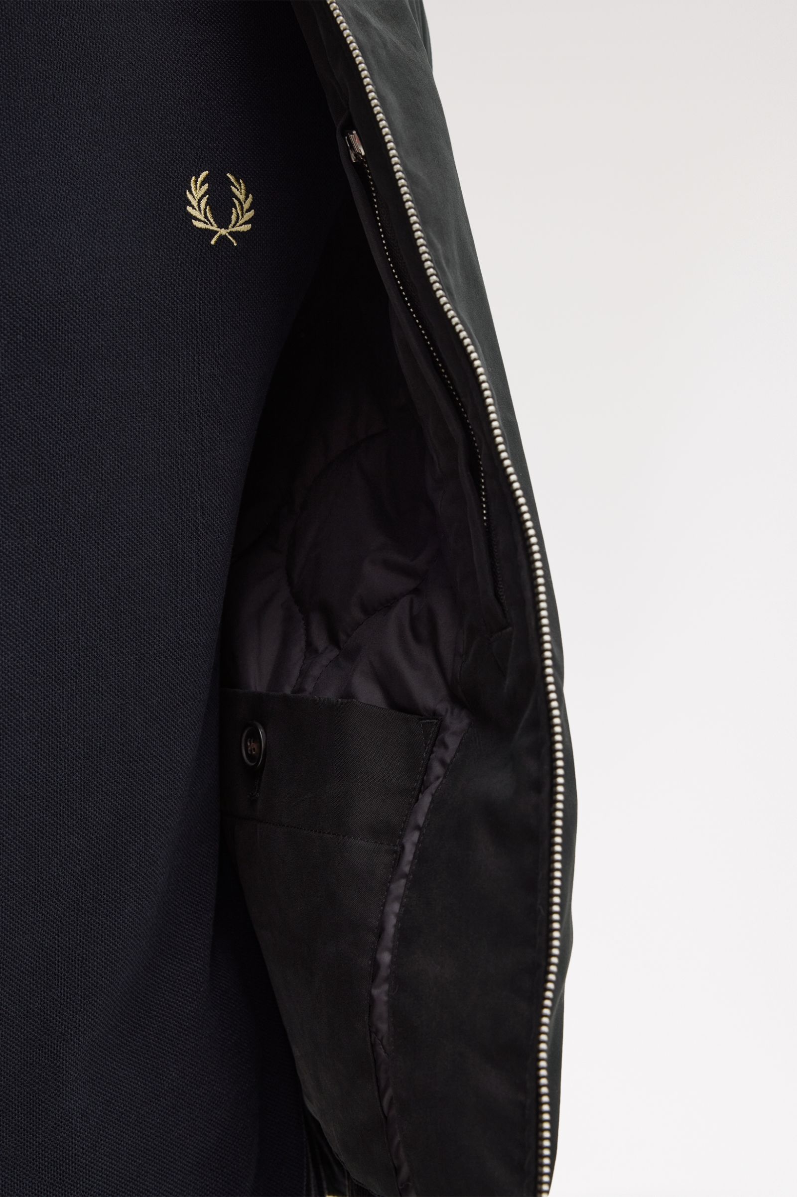 J8535_198_V2_Q126_ED7 J8535_198_V2_Q126_ED7