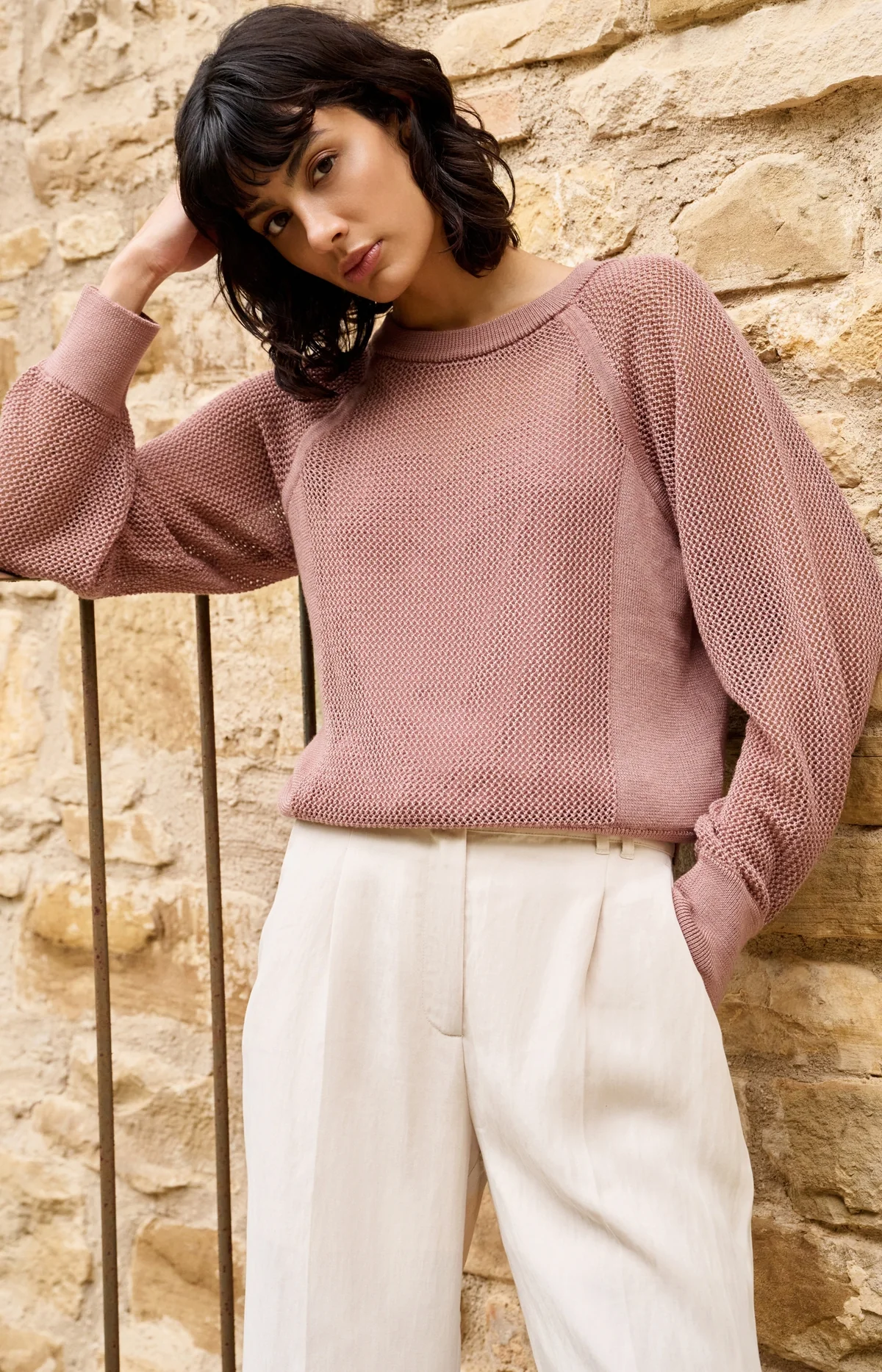 mesh-stitch-knitted-sweater-with-raglan-sleeves-2_4afdf1a9-818e-4b9d-9967-b21b0d77ada6 mesh-stitch-knitted-sweater-with-raglan-sleeves-2_4afdf1a9-818e-4b9d-9967-b21b0d77ada6