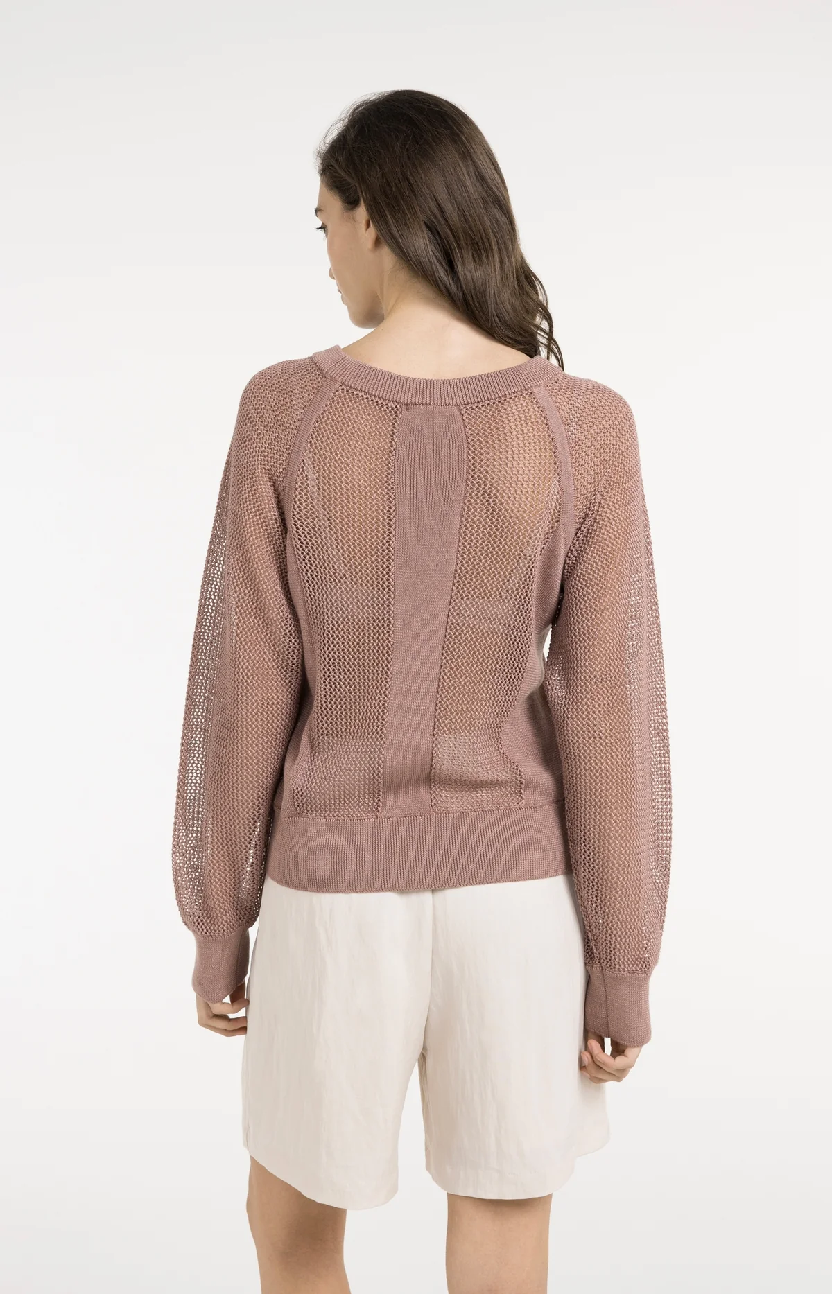 mesh-stitch-knitted-sweater-with-raglan-sleeves-2_5a5f7187-74fb-4793-aba8-61fb22d804ee mesh-stitch-knitted-sweater-with-raglan-sleeves-2_5a5f7187-74fb-4793-aba8-61fb22d804ee