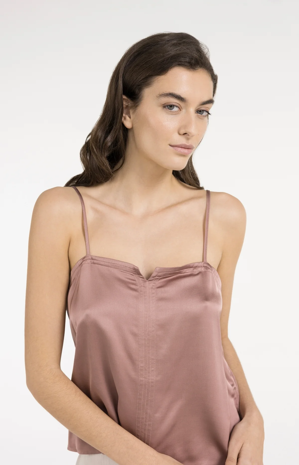strappy-singlet-with-subtle-v-notch_cac7ad9c-a3fb-4d92-82dd-cbfd8ed27c86 strappy-singlet-with-subtle-v-notch_cac7ad9c-a3fb-4d92-82dd-cbfd8ed27c86