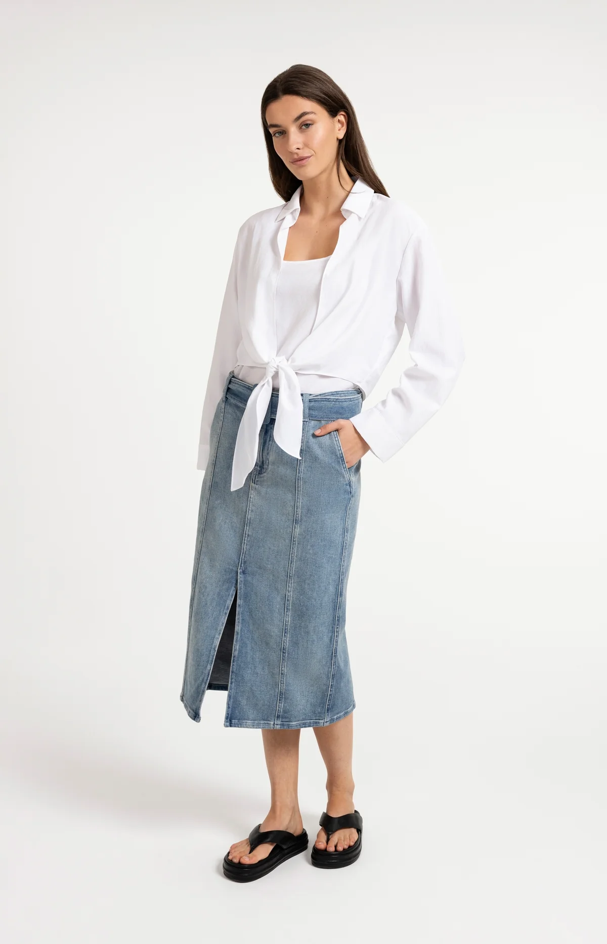 knotted-blouse-with-matching-sleeveless-top_a01be9c9-95d5-42a1-b790-e3f9b76e46ec knotted-blouse-with-matching-sleeveless-top_a01be9c9-95d5-42a1-b790-e3f9b76e46ec