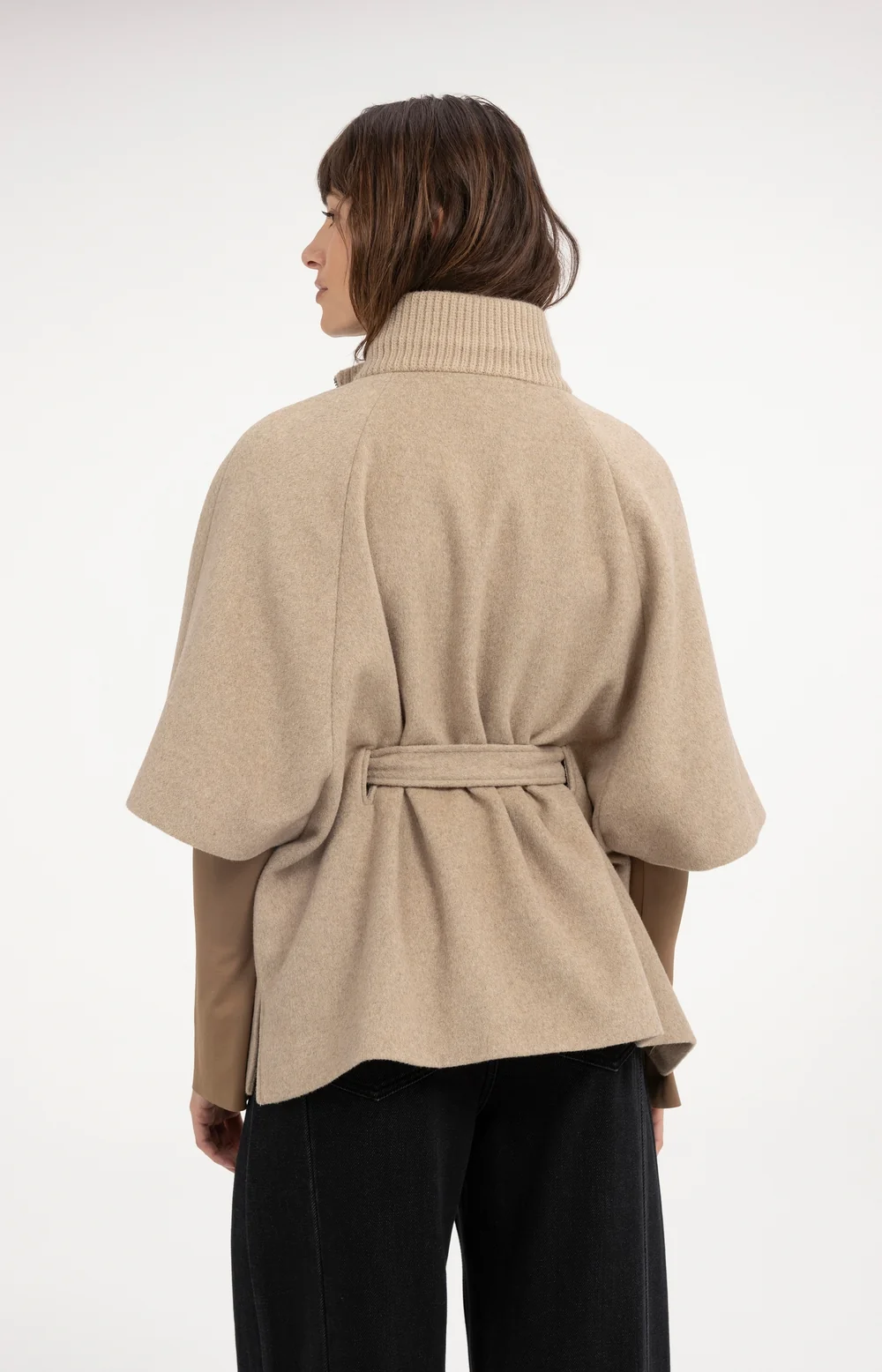 poncho-jacket-with-rib-collar-and-belt-pure-cashmere-grey-melange_ad5a2d66-fbca-4df9-b910-a8a8d976dda2 poncho-jacket-with-rib-collar-and-belt-pure-cashmere-grey-melange_ad5a2d66-fbca-4df9-b910-a8a8d976dda2